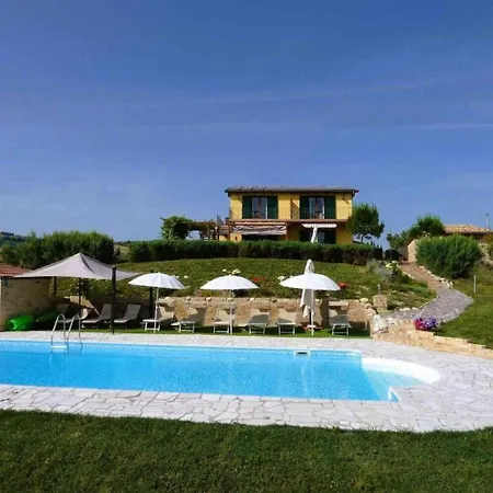 Lia Abruzzo Bed & Breakfast 3*